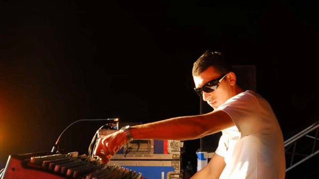 Astrix DJ Set At Global Trance Grooves 01 (2003)