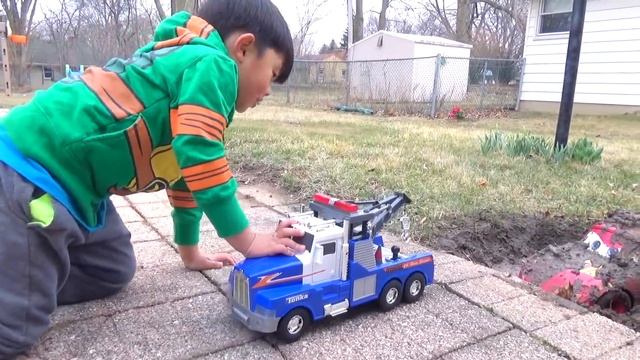 Disney Cars Lightning McQueen-Toy Vehicles Play For Kids