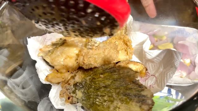 600元20斤，便宜又大碗的龍躉石斑魚！ ！ ！ 養殖魚，只要夠大，一樣能稱霸～～～#Amoy硬邦幫 смотреть онлайн