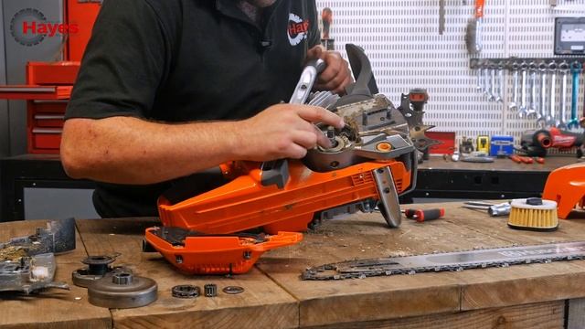Husqvarna 592 XP Chainsaw In Depth Technical Detail!