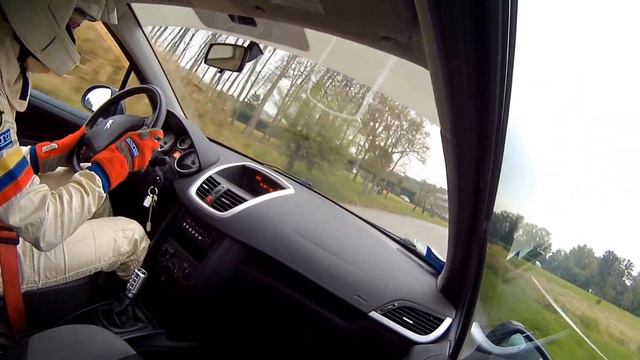 slalom agliè 2013 cameracar peugeot 207 1.4 смотреть онлайн