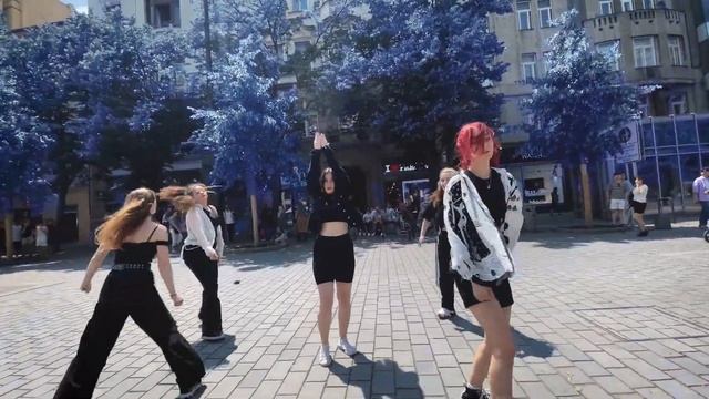 [K-POP IN PUBLIC PRAGUE | ONETAKE] | LE SSERAFIM(르세라핌) - Eve, Psyche & The Bluebeard's Wife I DejaV смотреть онлайн