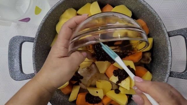 Курица с овощами, в остром соусе. 17