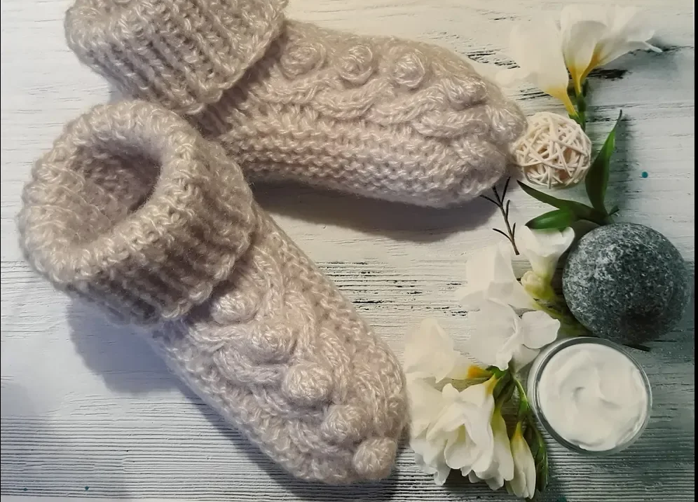 Пинетки на ДВУХ спицах. Вяжем детям. Размер 11-12 см. (6-12 месяцев). смотреть онлайн