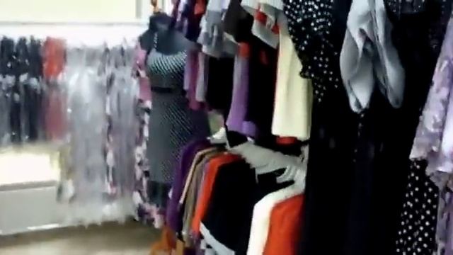 Портновские манекены в магазинах одежды смотреть онлайн