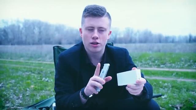 ОГРОМНАЯ колонка JBL за 25 000 РУБЛЕЙ против JBL за 2 000 РУБЛЕЙ с Авито - Я в ШОКЕ.. смотреть онлайн