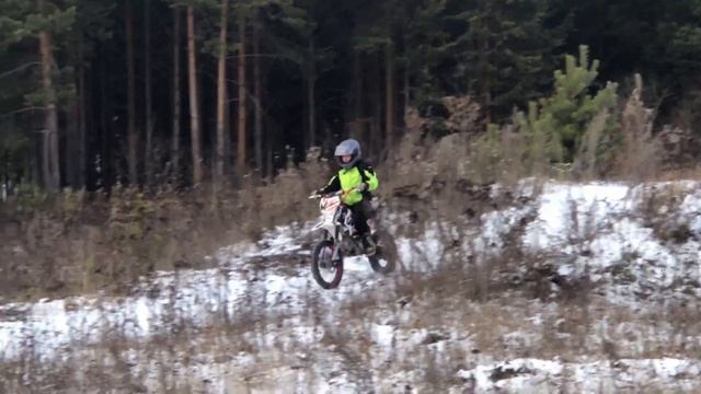 Питбайки в Арамиле 23 11 2019 смотреть онлайн