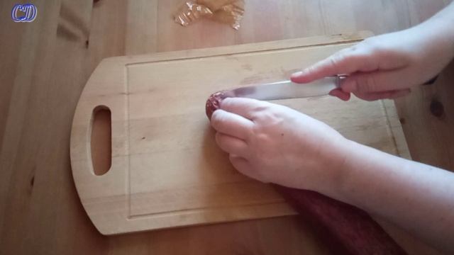 Купили в Светофоре сырокопченую Черкизовскую колбасу, дегустируем.