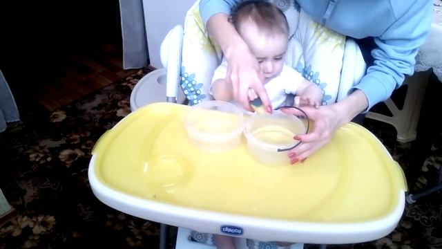 Развивающие игры дома. Игра с водой. 11 месяцев смотреть онлайн