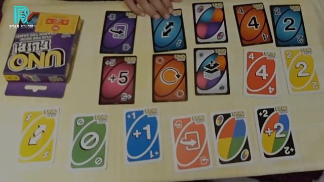 UNO FLIP UNBOXING смотреть онлайн