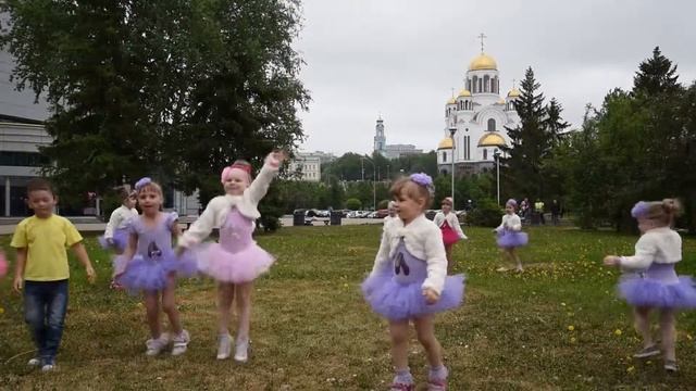 Студия детской хореографии "Егоза" - Я рисую!... смотреть онлайн