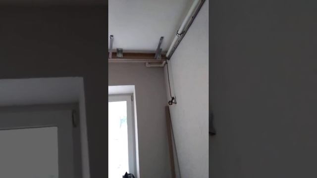 делаем парящий потолок со светодиодной лентой и с нишей под гардину. смотреть онлайн