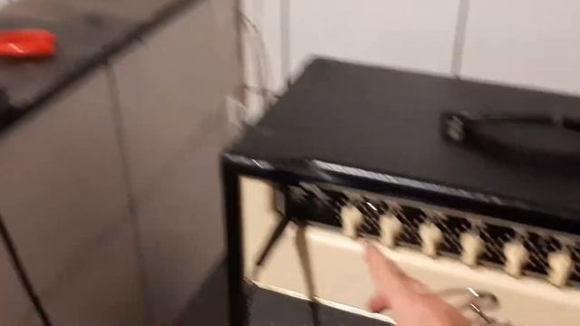 Bugera V55 HD SPEAKERS NOVIK 80'S TEST 3 смотреть онлайн