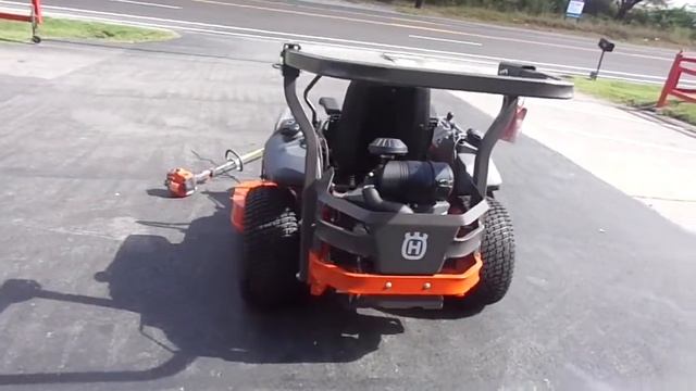 Husqvarna P-ZT54 54" Zero Turn Lawn Mower 23.5HP Kawasaki Handheld Package смотреть онлайн