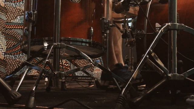 Запись ритм-секции для макси-сингла на Xuman Records Studio смотреть онлайн