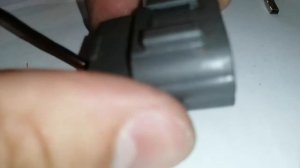 Как разобрать разъём Mazda.