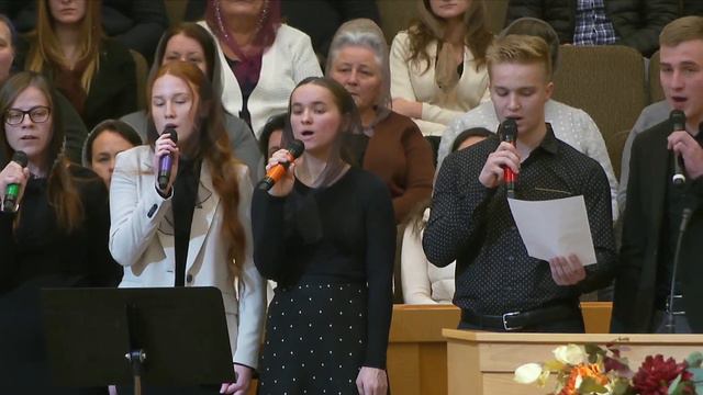 Пустыней знойной и бесплодною смотреть онлайн