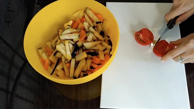 Овощное соте с желтыми кабачками. Простой и вкусный рецепт! смотреть онлайн