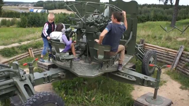 Экскурсия по комплексу Линия Сталина под Минском смотреть онлайн