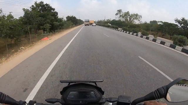 Dominar 400 First Ride Impression | 2018 Dominar VS 2019 Dominar Comparison in Telugu смотреть онлайн