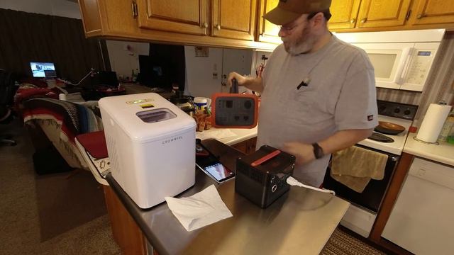 Full Review The CROWNFUL Countertop Ice Maker смотреть онлайн