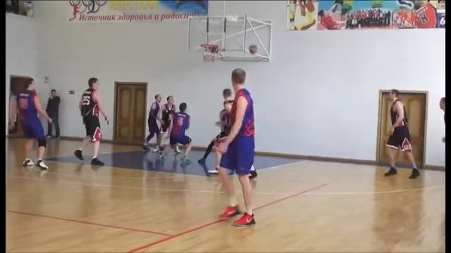 В Таштаголе состоялась последняя игра первого круга чемпионата Кузбасса по баскетболу смотреть онлайн