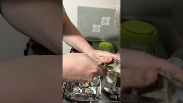 Как открыть устрицу? смотреть онлайн