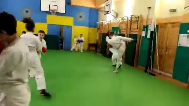 Свободный спаринг - лайт контакт смотреть онлайн