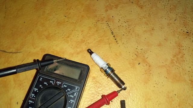 кио рио расплавляются катушки зажигания после смены свечей.mp4 смотреть онлайн