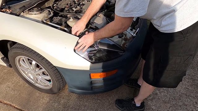 How To Install and Adjust A New 3G Eclipse Headlight Assembly смотреть онлайн