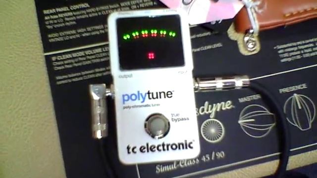TC Electronics Polytune Pedal (demo) [Hix Bros. Music] смотреть онлайн