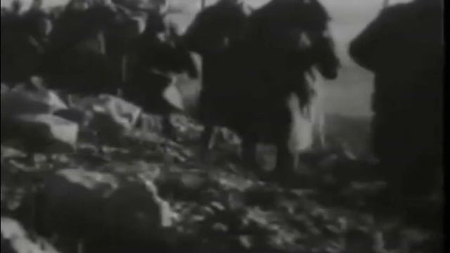 Дом офицеров КФл_Памятник морякам Волжской и Каспийской военных флотилий смотреть онлайн