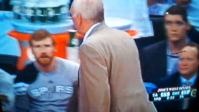 Gregg Popovich Yells and Destroys Tiago Splitter смотреть онлайн
