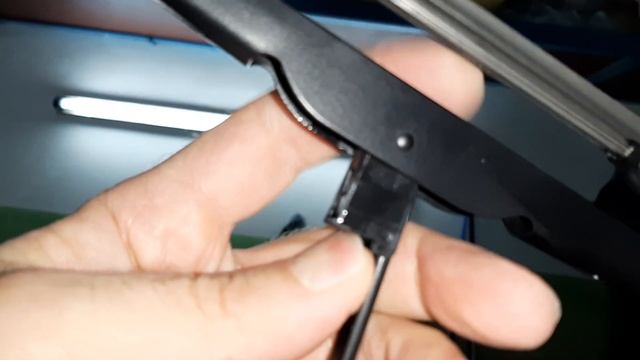 Как снять щётку заднего дворника LADA GRANTA FL лифтбек? смотреть онлайн