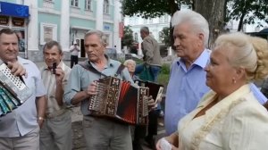 Орловская гармонь играет виртуоз