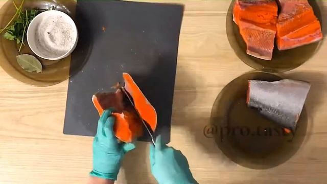 Как засолить красную рыбу смотреть онлайн