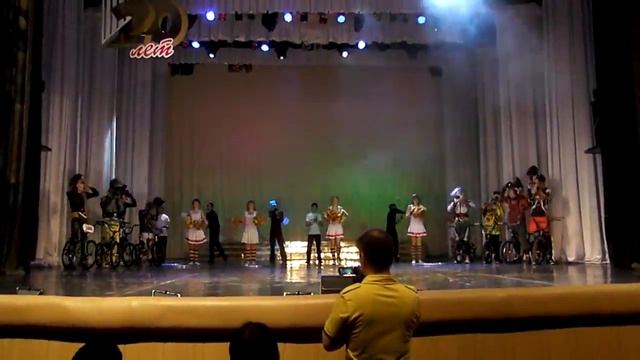 клуб ритм.720.mp4 смотреть онлайн