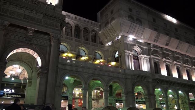 Италия: Ночной Милан смотреть онлайн