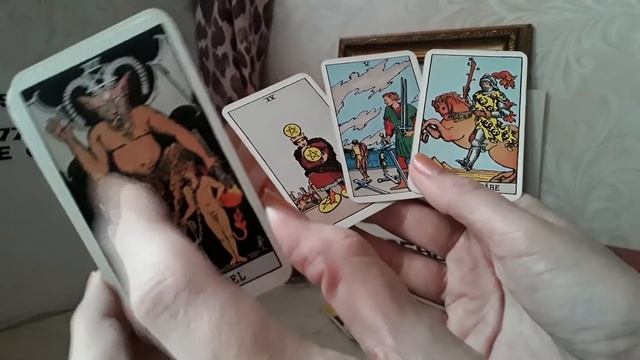 Все о бывшем))мы расстались,а как он живет без меня? смотреть онлайн