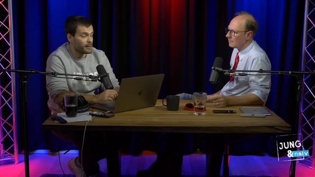 Deine Politiksprechstunde mit Martin Sonneborn (Die PARTEI) | Jung & Naiv - Spezial смотреть онлайн