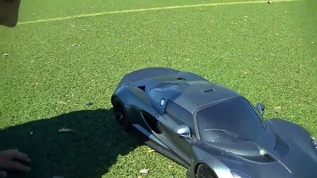 Супер гонки спортивной машиной Hennesy Venom GT. Super sport car racing Venom GT Hennesy. смотреть онлайн