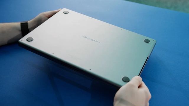 JEST MOC! ? | Test, recenzja Macbooka z procesorem Apple M2 Max смотреть онлайн