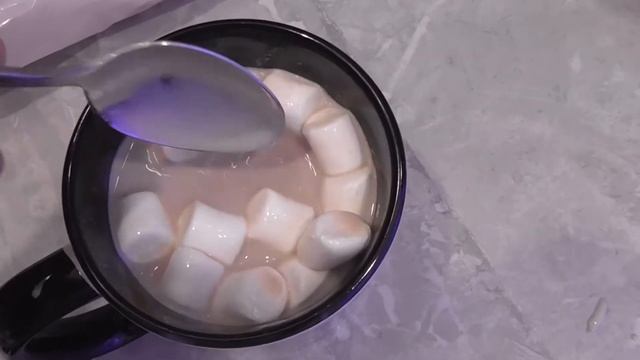 Новогодняя готовка с мухом смотреть онлайн