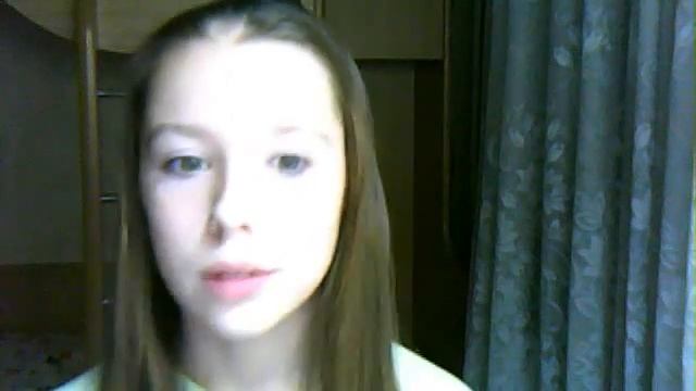 Зачем...Зачем красить волосы девочкам моего возраста???