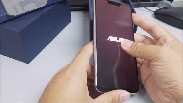 Asus Zenfone 5 ZE620KL 4GB 64GB Dual SIM 6.2" 12MP Android Phone OPEN BOX(Unboxing) смотреть онлайн