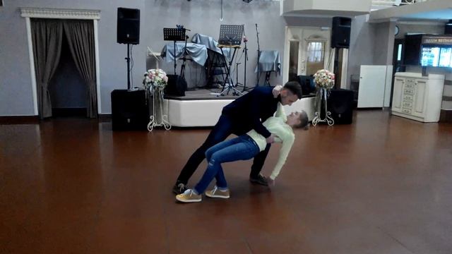 Фінальна репетиція постановочної хореографії першого весільного танцю від КСБТ WorldDance смотреть онлайн