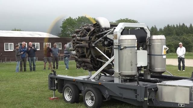 Bristol Hercules Engine Demonstration смотреть онлайн