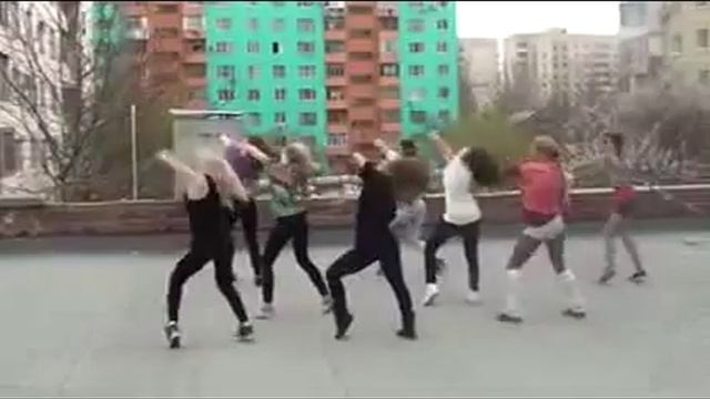 Jazz Funk (часть 1) в школе Виктории Харитоновой смотреть онлайн