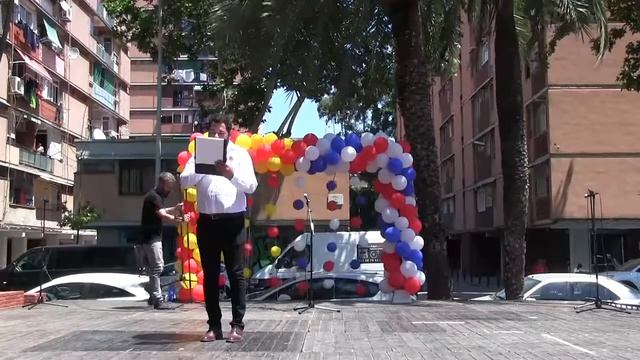 День России в Барселоне / dia de rusia en Barcelona смотреть онлайн