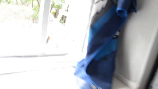 К маленькой девочке Саше третий прилет снаряда смотреть онлайн